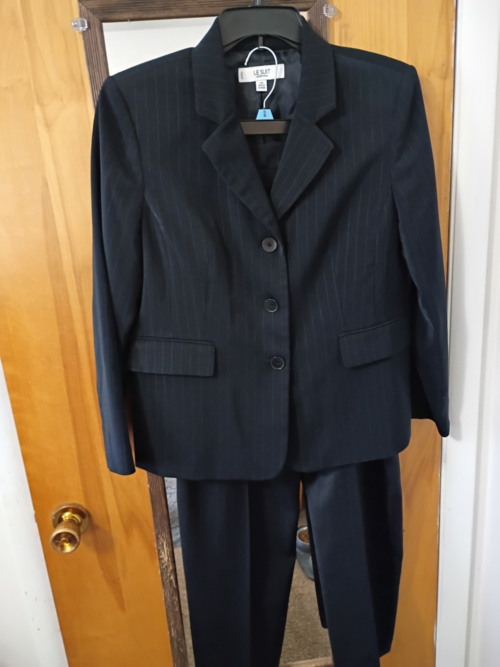 Le Suit Black Pinstripe Women's Blazer and Pants Suit